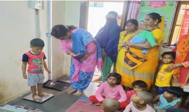 योगी सरकार का ‘संभव अभियान’: बच्चों के पोषण स्तर में हुआ प्रभावी सुधार