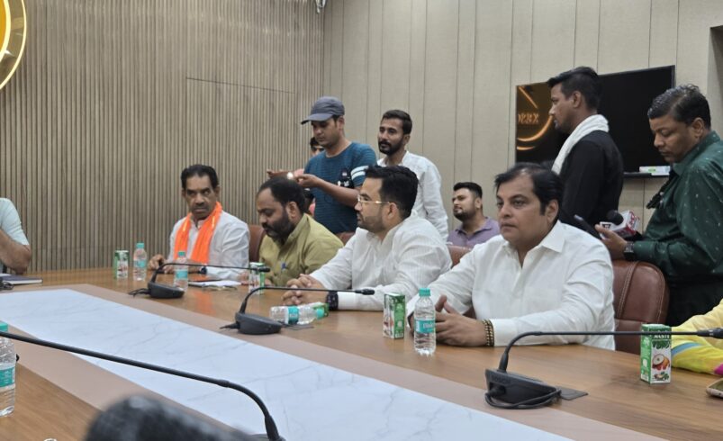 बिजली समस्या को लेकर जिलाध्यक्ष ने की केस्को एमडी से मुलाकात