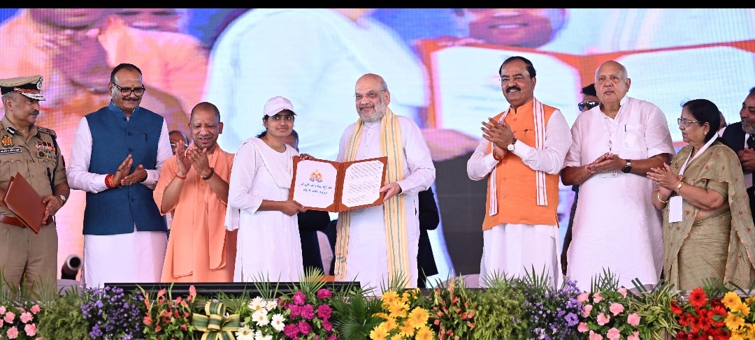 यूपी में परिवर्तनकारी युग लेकर आया योगी जी का शासनकाल : अमित शाह