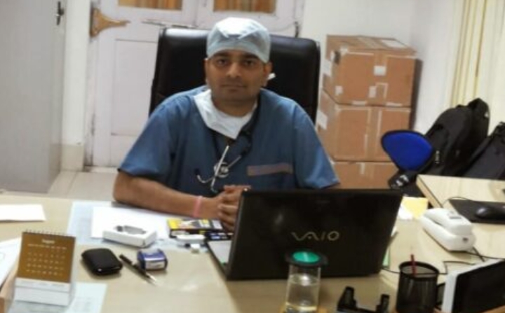 चिकित्सक डॉ.दीपक शुक्ला ने लिखी है “जनरल मेडिसिन सर्जरी” पर किताब