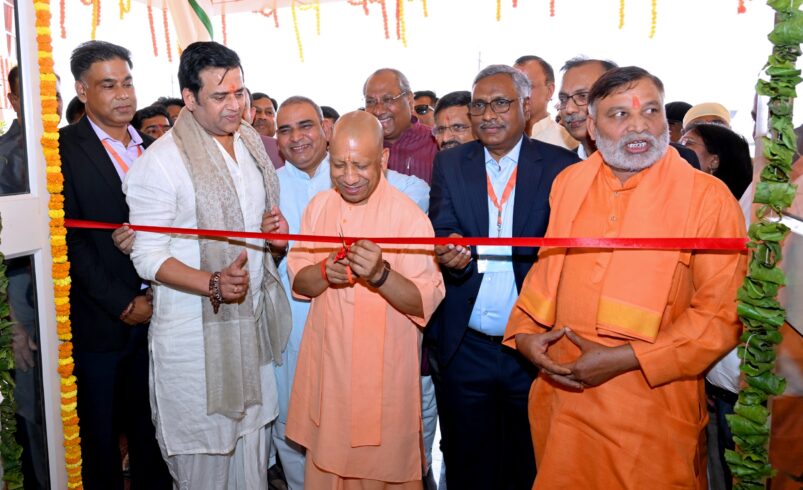 मुख्यमंत्री ने किया सॉफ्टवेयर टेक्नोलॉजी पार्क के गोरखपुर सेंटर का उद्घाटन